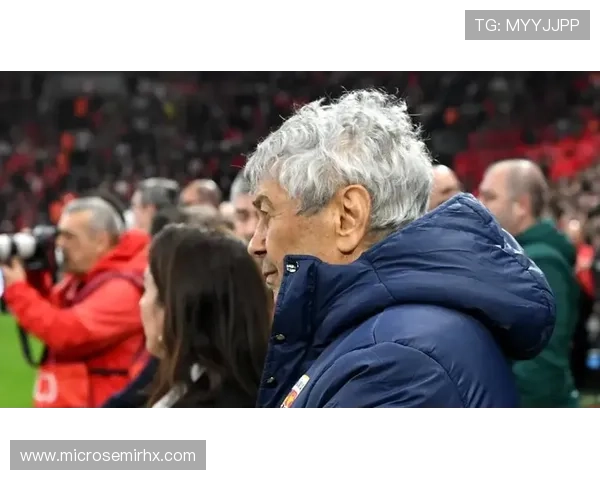 老帅卢塞斯库之子赛后直飞回国引全场注目